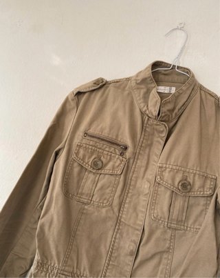 Chaqueta militar beige