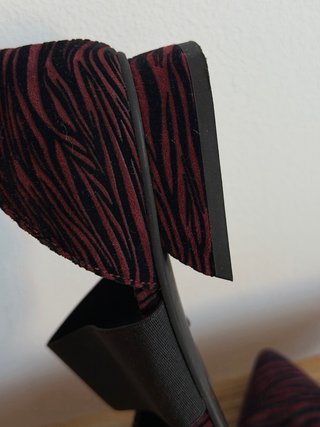 Tacones elegantes Monica punta fina