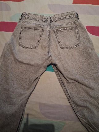 Pantalón vaquero Bershka estrellas T.34