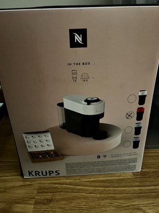 Cafetera Nespresso Krups casi nueva