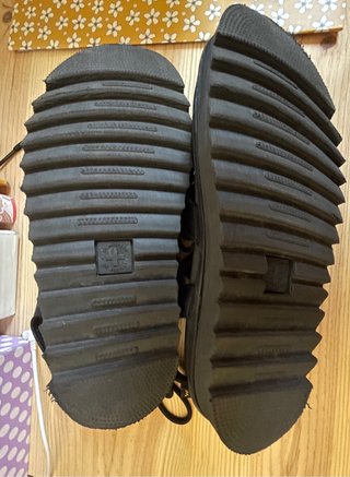 Sandalias Dr. Martens Negras