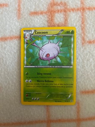Carta Pokémon Cascoon Etapa 1 PV 80