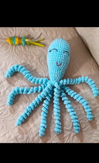 Pulpo crochet azul