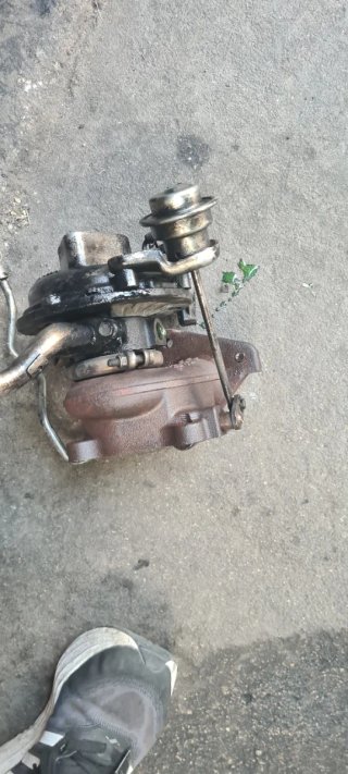 Turbo IHI RHF4  Nissan Cabstar YD25