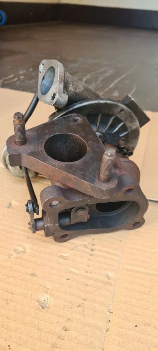 Turbo IHI RHF4  Nissan Cabstar YD25