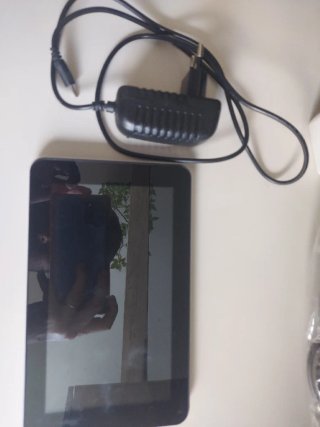 Nevir NVR-TAB7 S2 (8 GB) con Cargador