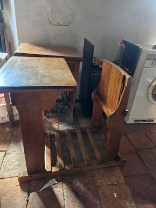 Pupitre antiguo de madera