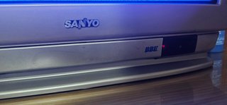 Televisor CRT 25" Sanyo para consolas retro
