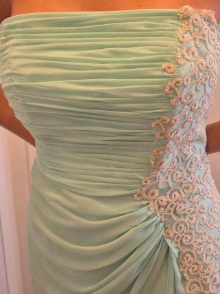 Vestido de fiesta largo verde agua de gasa