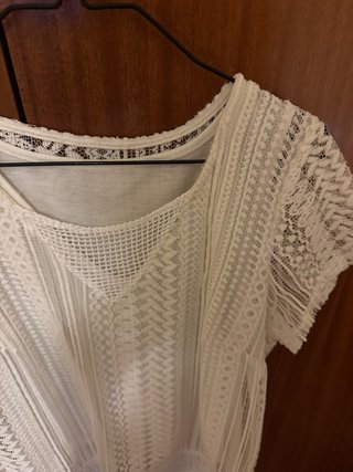Camiseta Massimo Dutti blanca encaje