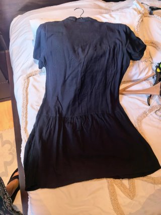 Vestido negro botones