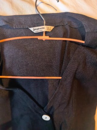Vestido negro botones