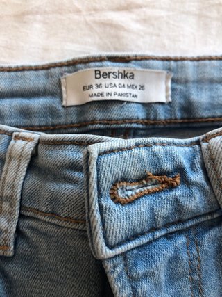 Calças Bershka menina T36 oferta camisola