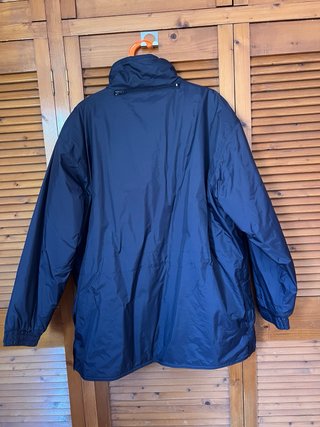 Chaqueta impermeable forrada azul Talla L