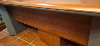 Escritorio madera con cajoneras