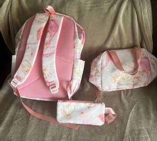 Set Huntrix: Mochila, Neceser y Estuche nuevos