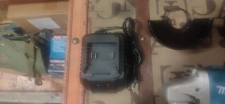 Kit Amoladora  18V + Batería 4.0Ah