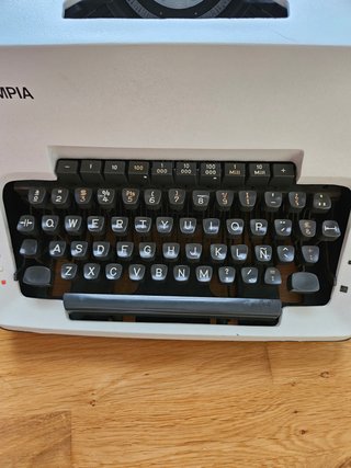 Máquina de escribir Olympia SG3 Mod Esp
