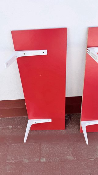 Estante rojo Ikea