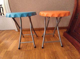 2 Taburetes Plegables Azul y Naranja