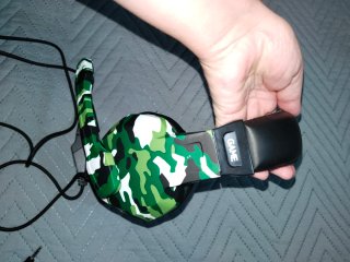 Cascos verdes y multicolor