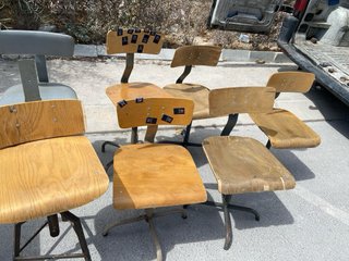 Sillas industriales vintage madera y metal