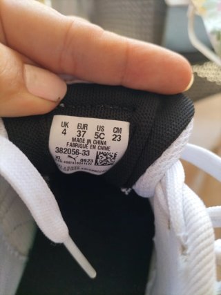 Zapatillas Puma Negras y Blancas ORIGINALES
