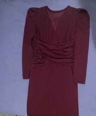 Vestido elegante burdeos talla S