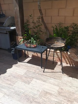 Barbacoa y Regalo Mesa