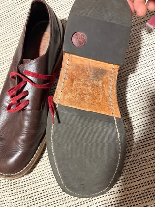 Zapato de vestir marrón