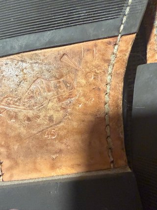 Zapato de vestir marrón