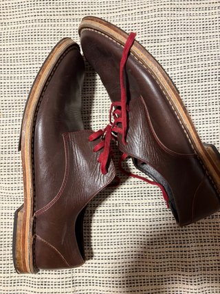 Zapato de vestir marrón