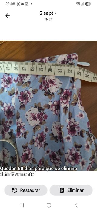 Falda floral azul y morada