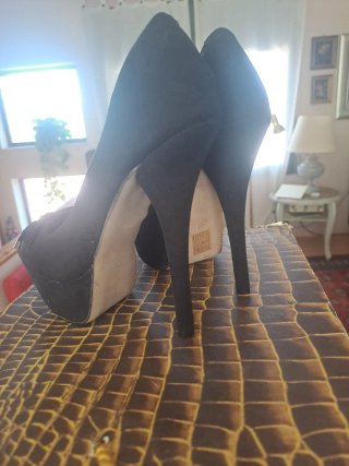 Zapatos de tacón negros La Strada