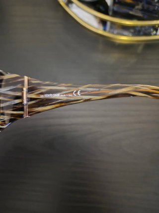 Occhiali da sole con decorazioni