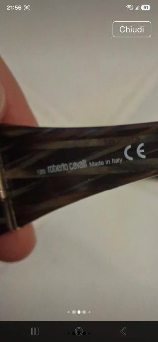 Occhiali da sole con decorazioni