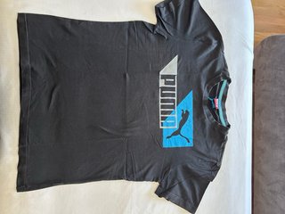 Camiseta Puma Negra y Azul