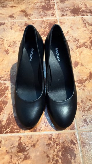 Tacones Graceland negros bajos