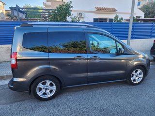 Ford Tourneo Courier 2017