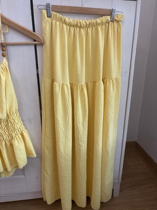 Conjunto falda y top amarillo