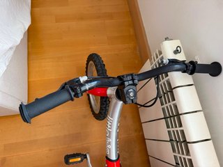 Bicicleta Little Big Roja 2-6 años