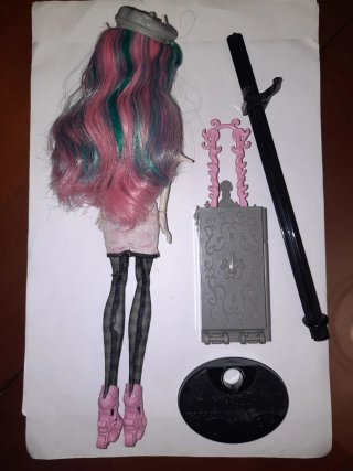 MONSTER HIGH MUÑECA
