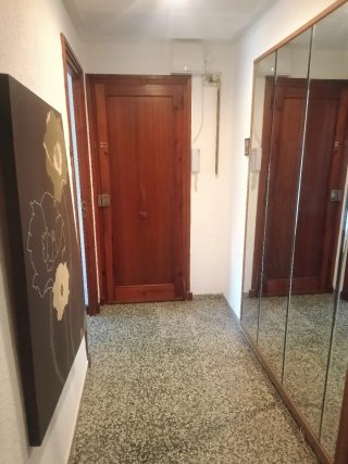 Se renta de habitación en piso compartido