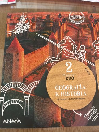 Libros de texto Geografía e Historia 3 trimestres