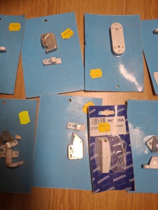 Accesorios para puertas de caravana