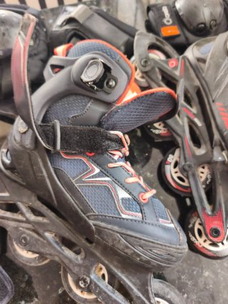 Patines en línea Talla 32-35 + Protecciones + Bols