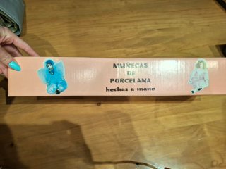 Muñeca de porcelana payaso
