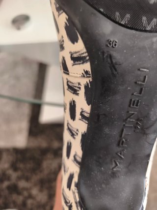 Zapatos tacón Martinelli beige y negro