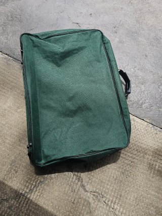 Bolso de viaje verde y negro medida .60.40.15