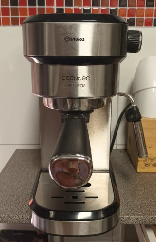 Cafetera Cecotec Cafelizzia Cumbia